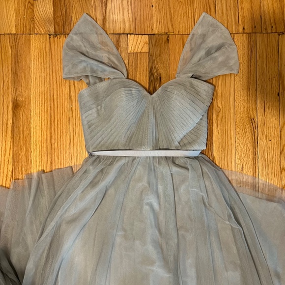 NWT TH&TH Bardot Gown (Grey, S) - Picture 5 of 15